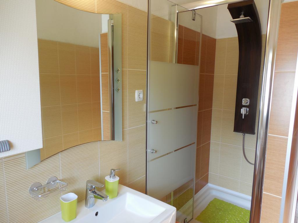 Orange Bamboo Suite สปลิท ภายนอก รูปภาพ